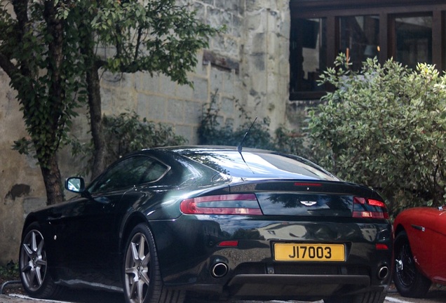 Aston Martin V8 Vantage