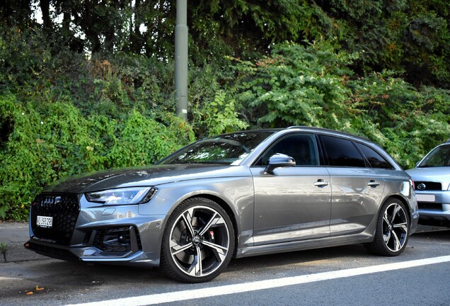 Audi RS4 Avant B9