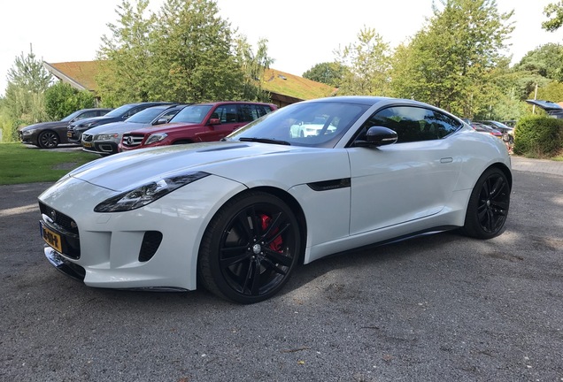 Jaguar F-TYPE S Coupé