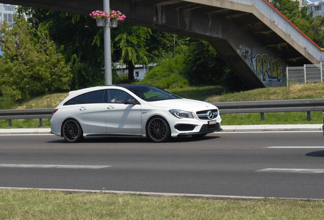 Mercedes-AMG CLA 45 Shooting Brake X117