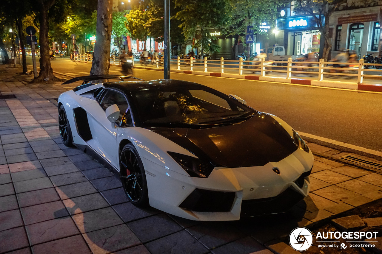 Lamborghini Aventador LP700-4 Roadster Novitec Torado