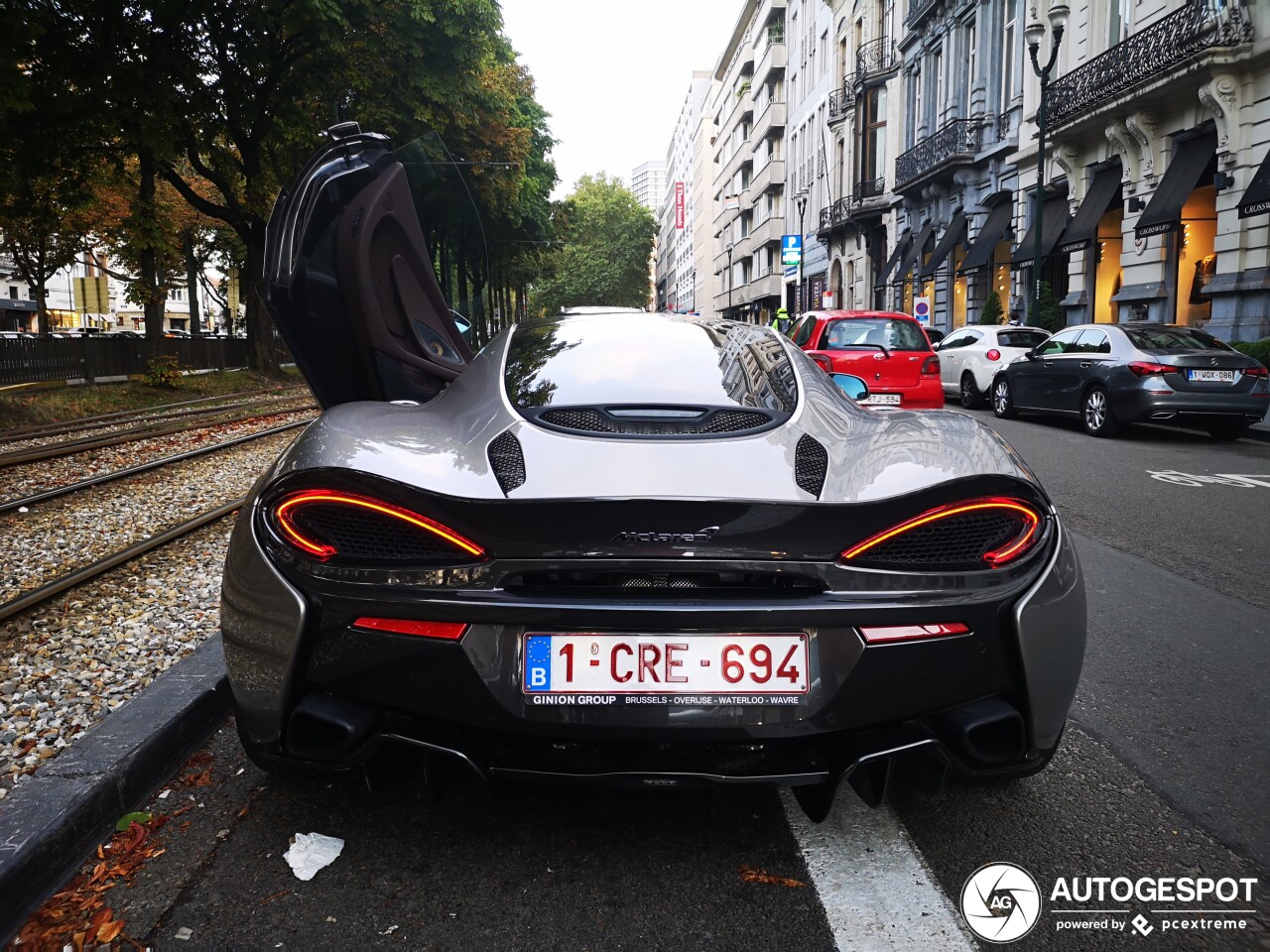 McLaren 570GT