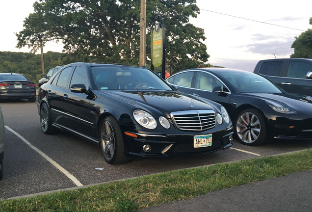 Mercedes-Benz E 63 AMG