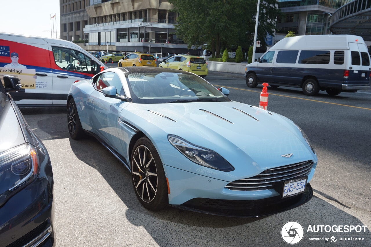 Aston Martin DB11