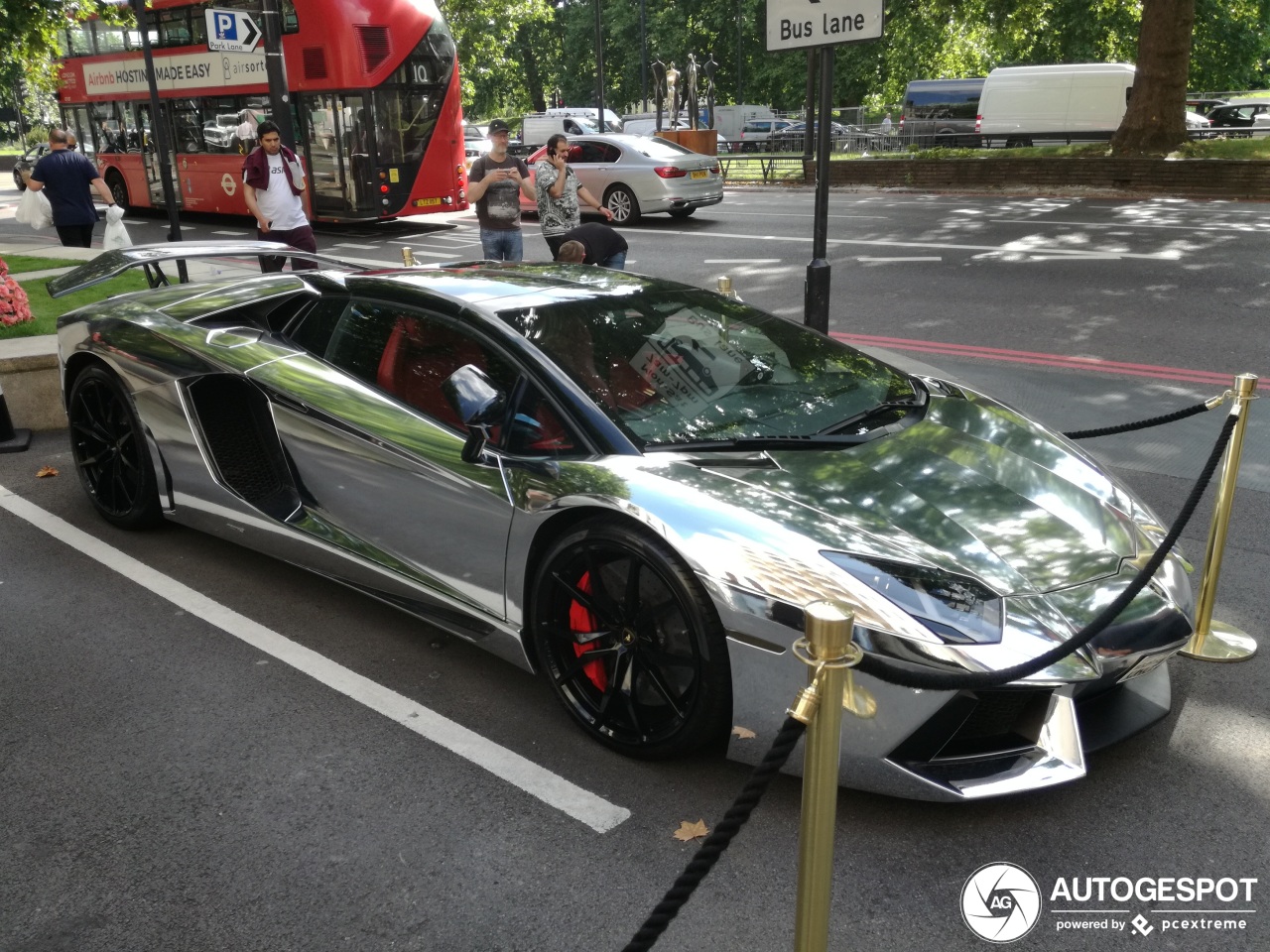 Lamborghini Aventador LP700-4 Roadster