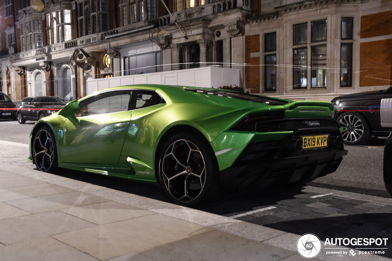 Lamborghini Huracán LP640-4 EVO