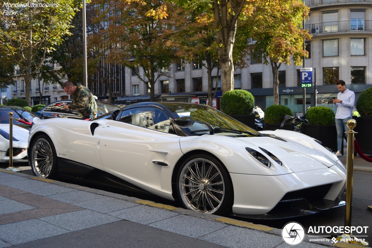 Pagani Huayra Roadster