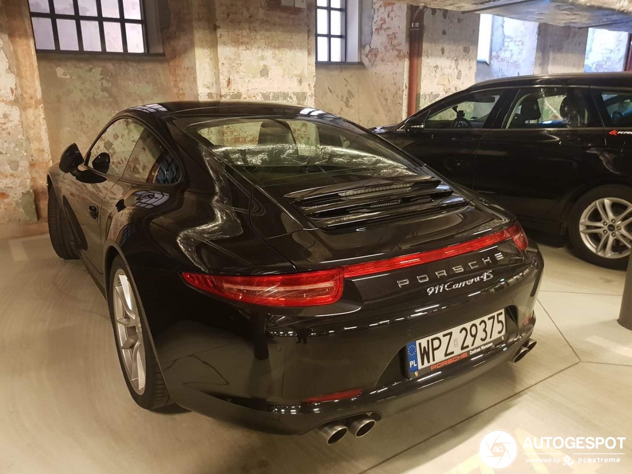 Porsche 991 Carrera 4S MkI