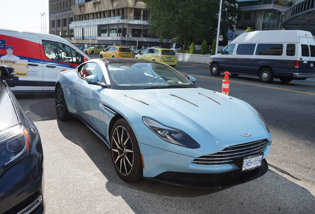 Aston Martin DB11