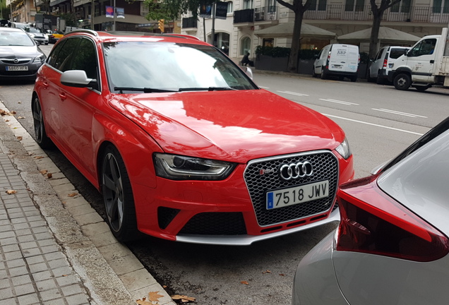 Audi RS4 Avant B8