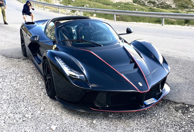 Ferrari LaFerrari Aperta