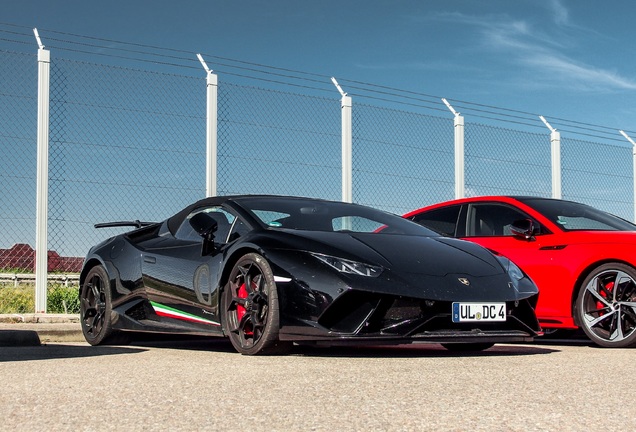 Lamborghini Huracán LP640-4 Performante Spyder