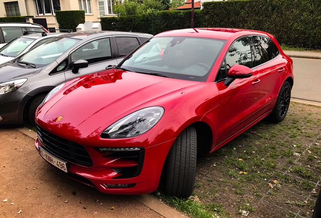 Porsche 95B Macan GTS