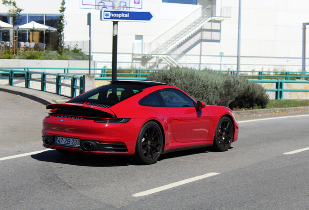 Porsche 992 Carrera 4S