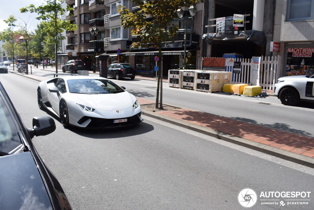 Lamborghini Huracán LP640-4 Performante