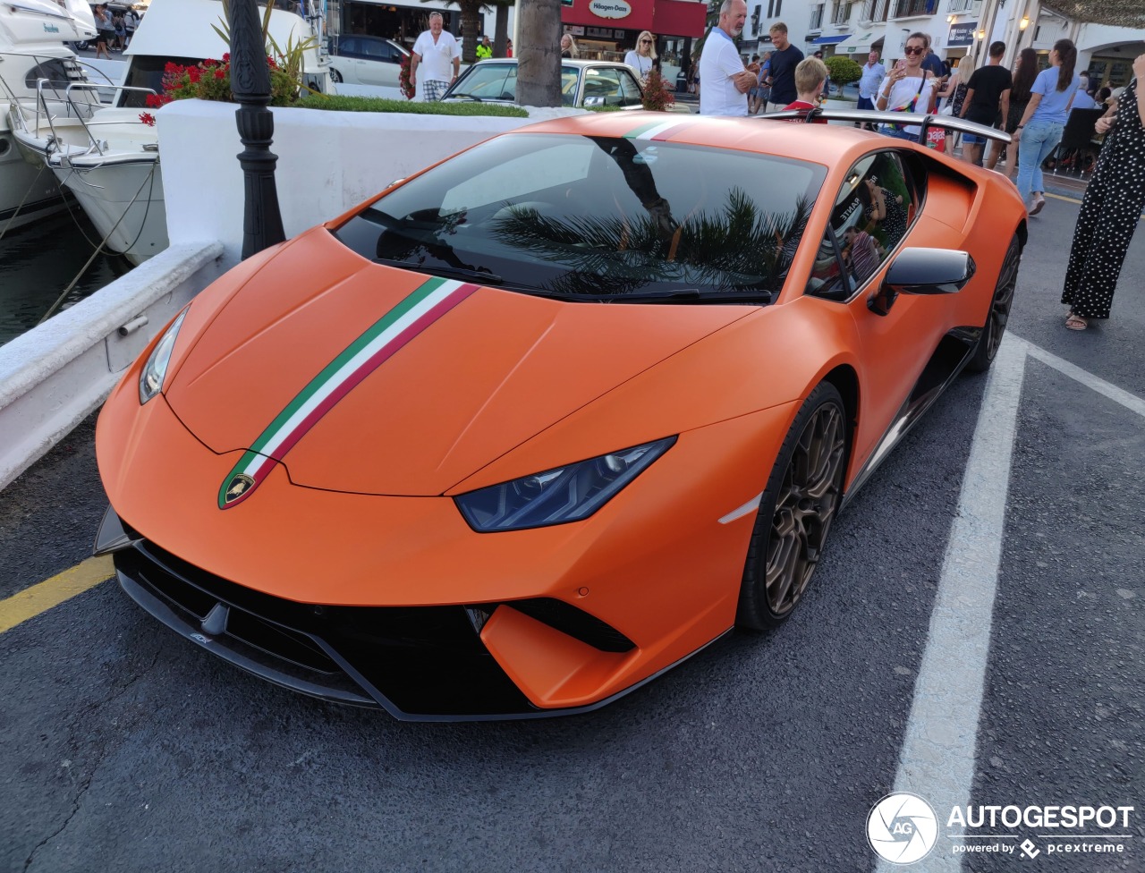 Lamborghini Huracán LP640-4 Performante