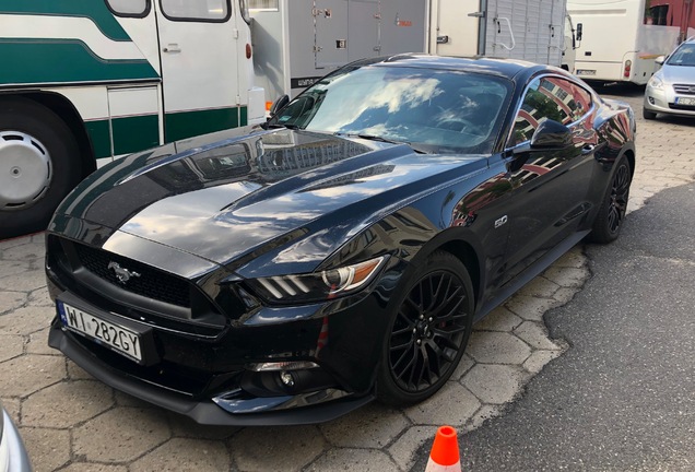 Ford Mustang GT 2015