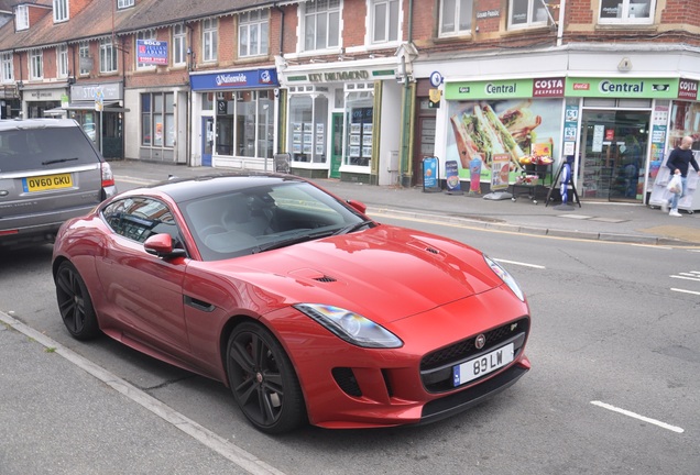 Jaguar F-TYPE R AWD Coupé