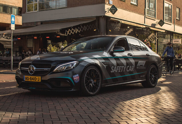 Mercedes-AMG C 63 S W205