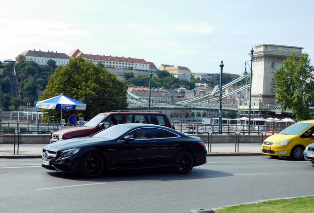 Mercedes-AMG S 63 Coupé C217