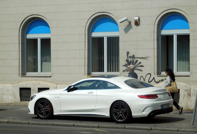 Mercedes-AMG S 63 Coupé C217