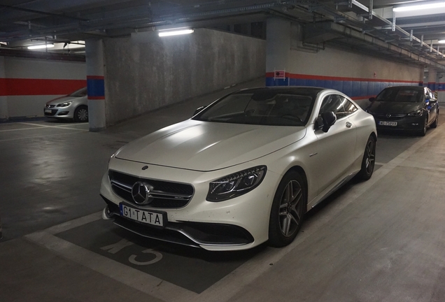 Mercedes-AMG S 63 Coupé C217