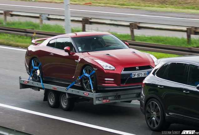 Nissan GT-R 2014