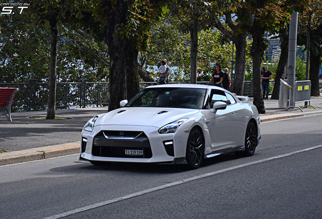 Nissan GT-R 2017