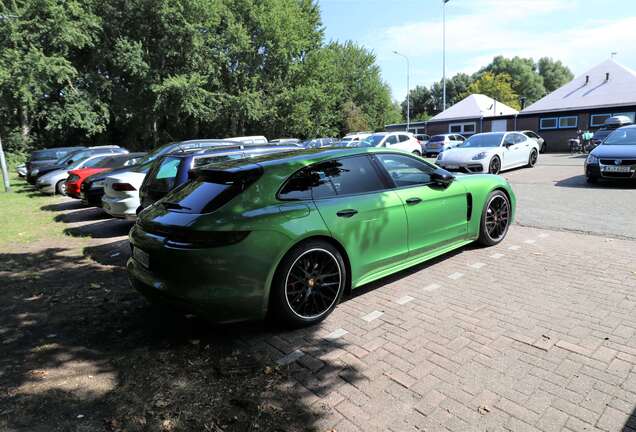 Porsche 971 Panamera GTS Sport Turismo