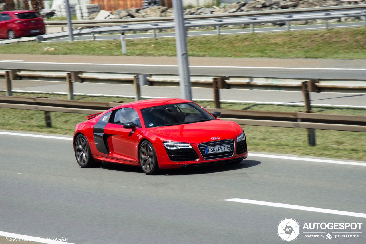 Audi R8 V10 2013