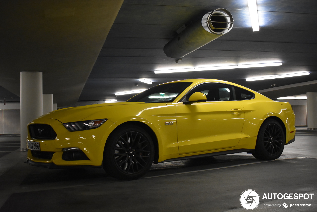 Ford Mustang GT 2015