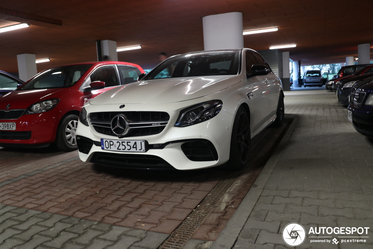 Mercedes-AMG E 63 S W213