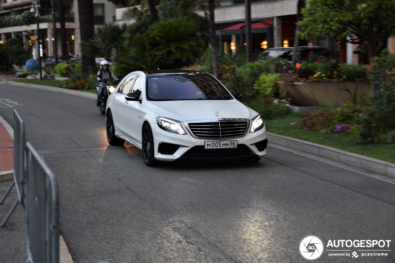 Mercedes-AMG S 63 V222