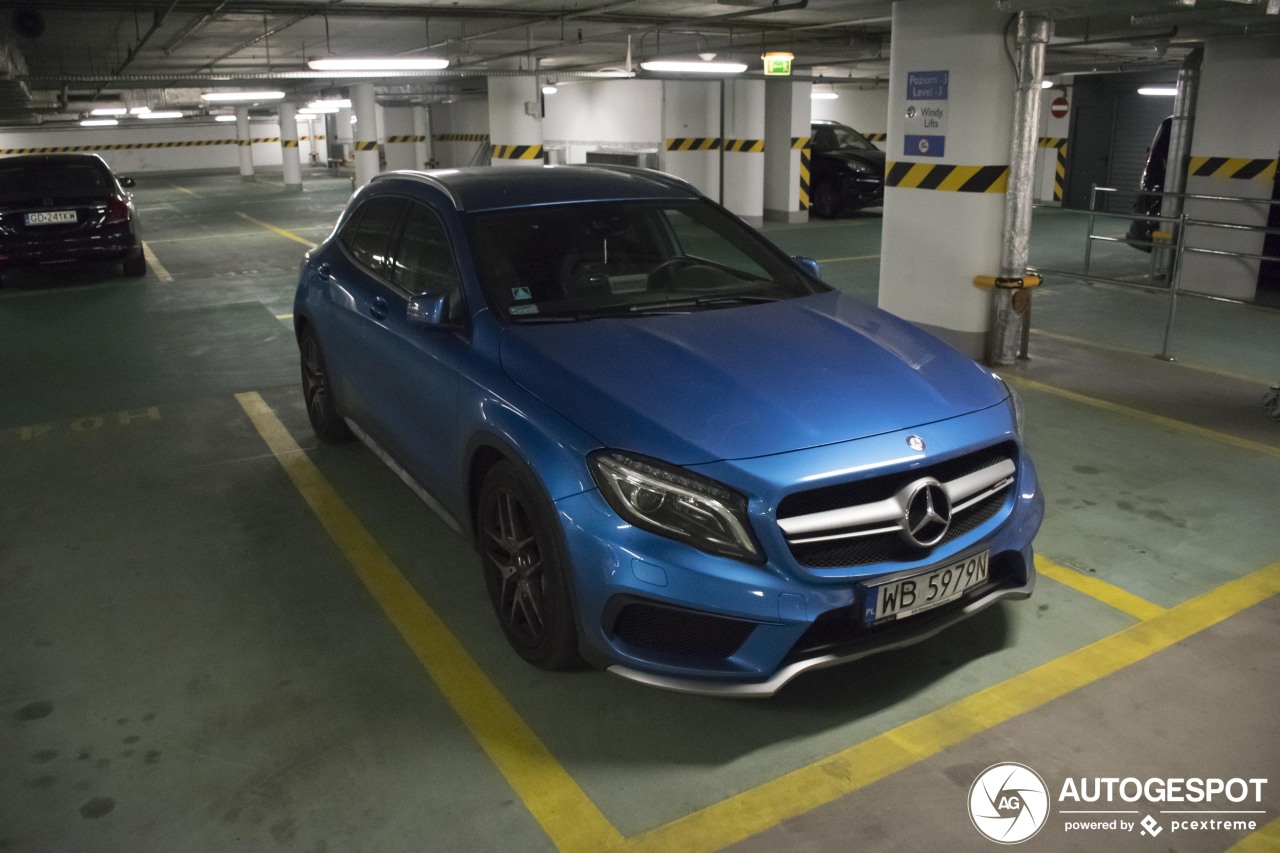 Mercedes-Benz GLA 45 AMG X156