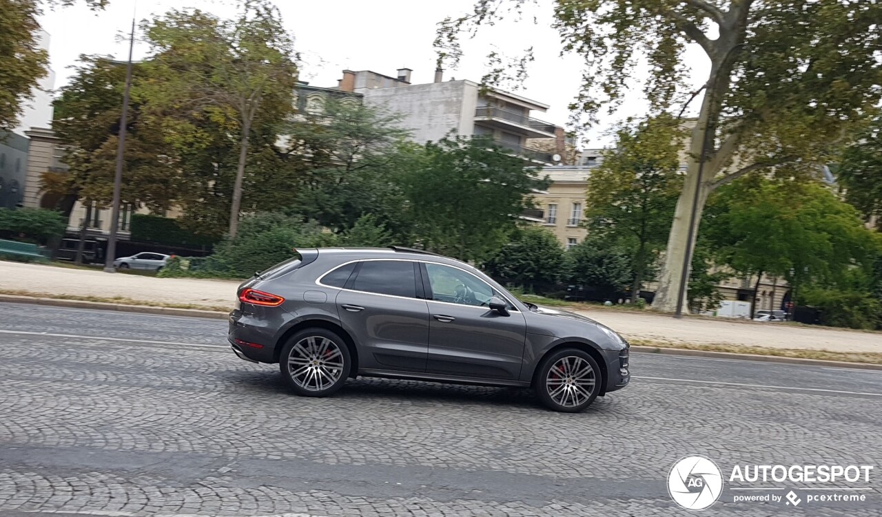 Porsche 95B Macan Turbo