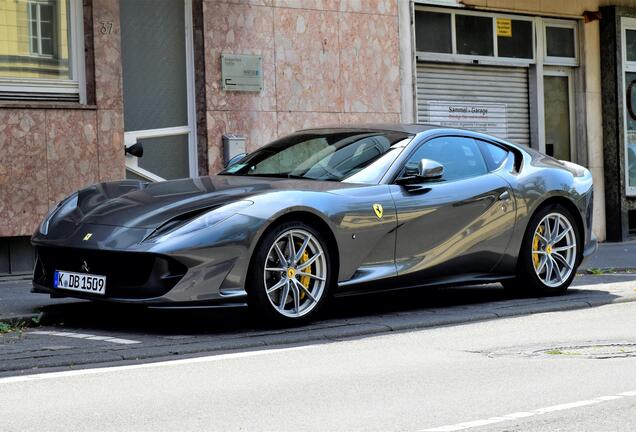 Ferrari 812 Superfast