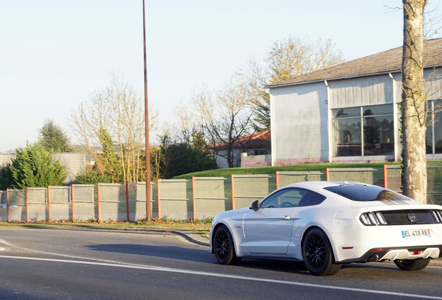 Ford Mustang GT 2015