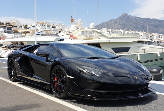 Lamborghini Aventador LP770-4 SVJ