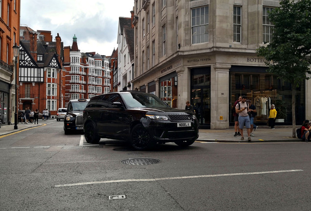 Land Rover Range Rover Sport SVR