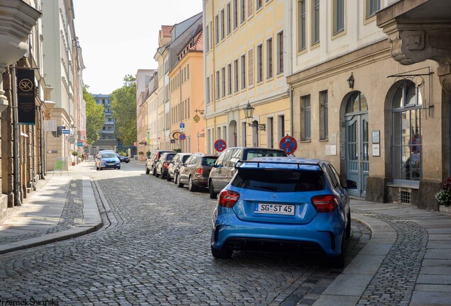 Mercedes-AMG A 45 W176 2015