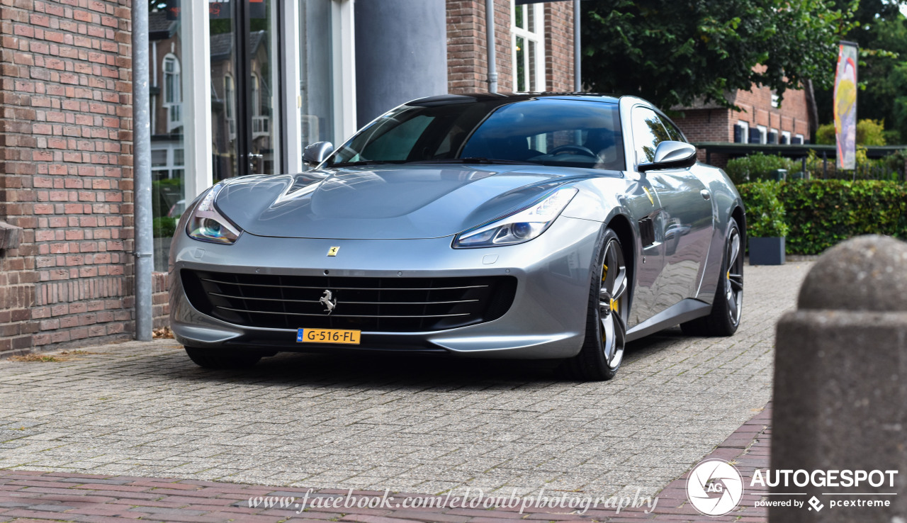 Ferrari GTC4Lusso T