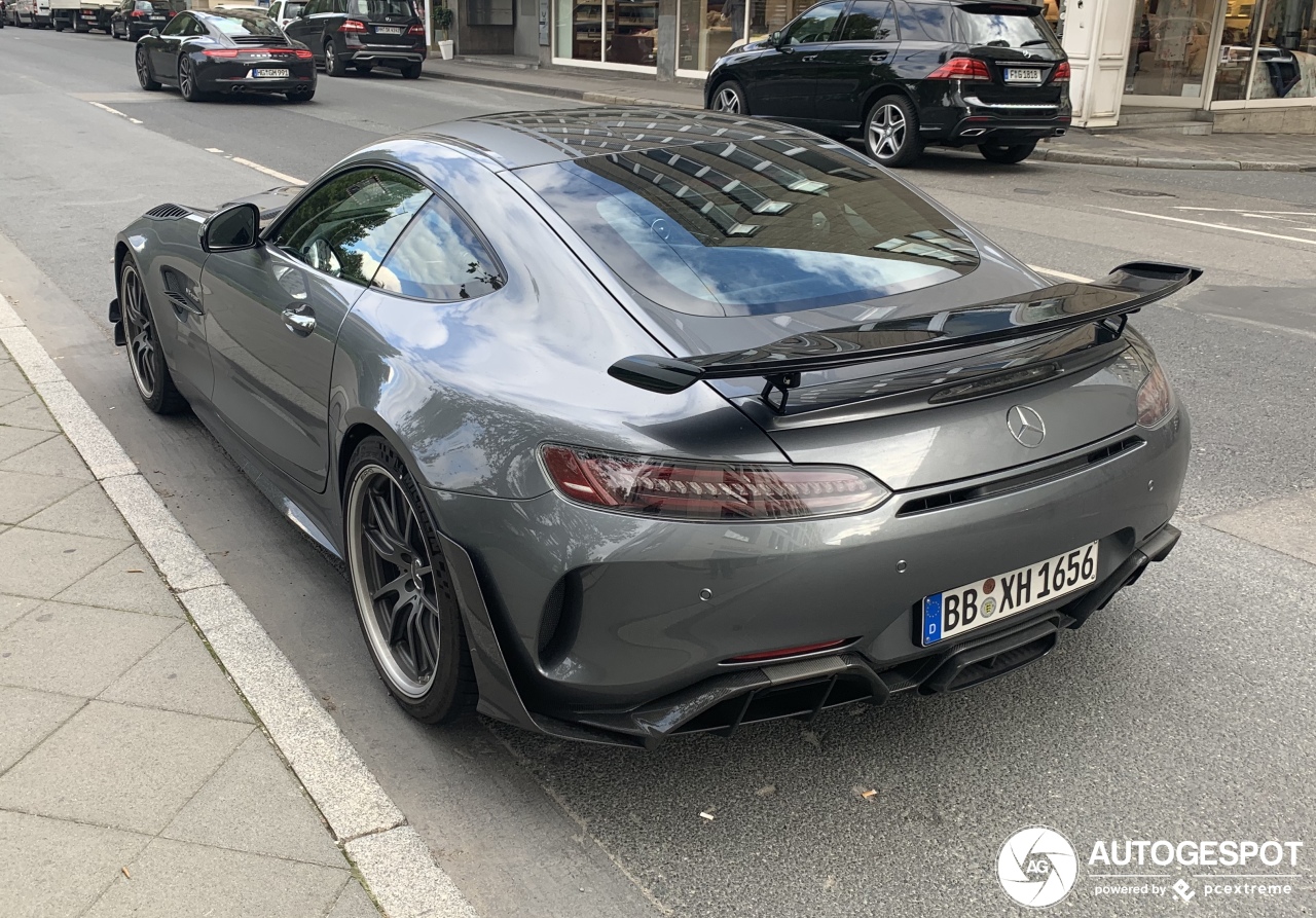 Mercedes-AMG GT R Pro C190