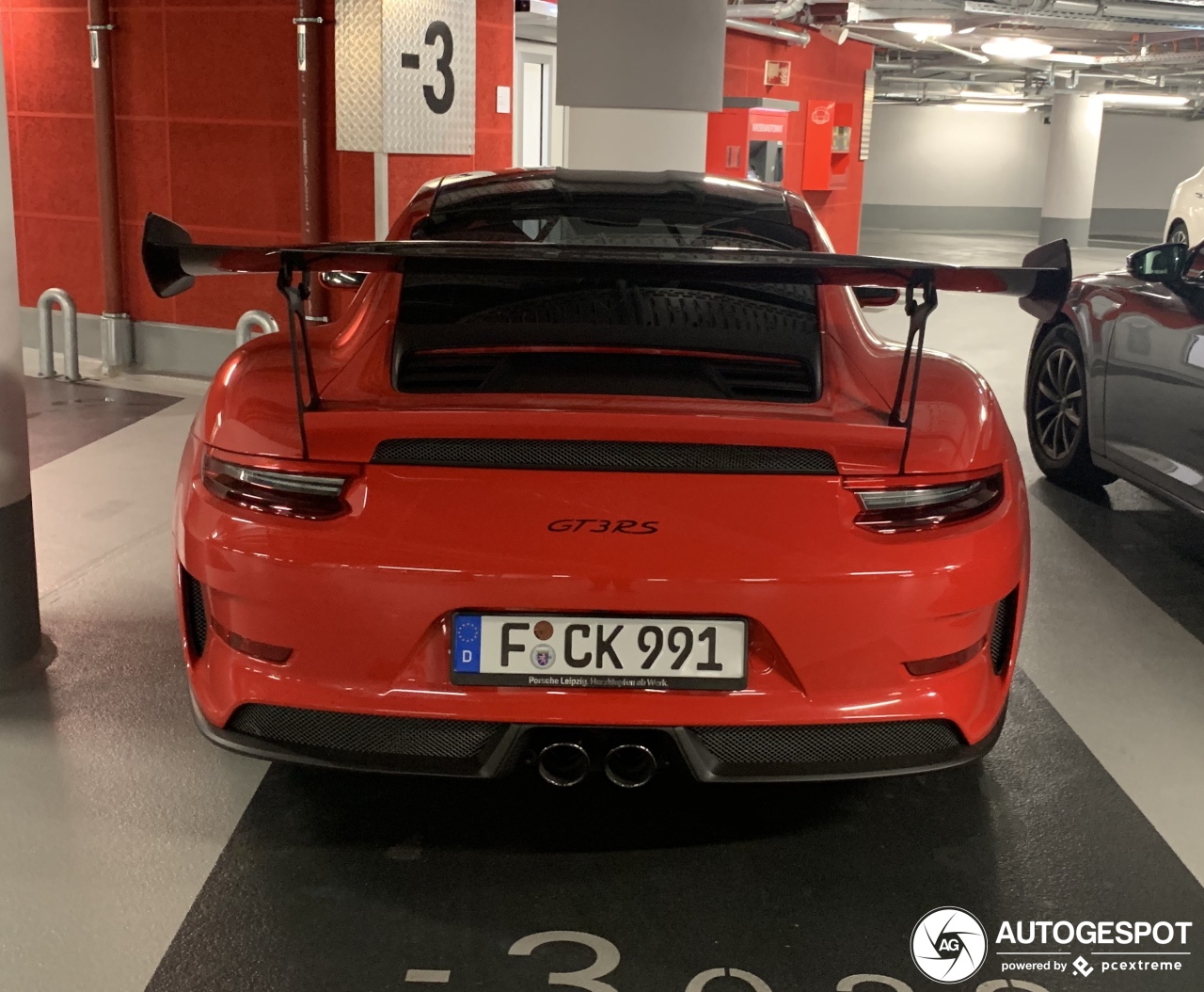 Porsche 991 GT3 RS MkII Weissach Package