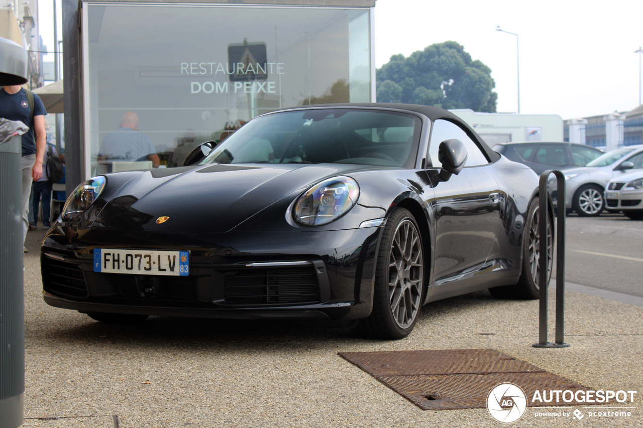 Porsche 992 Carrera 4S Cabriolet