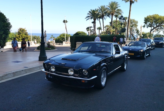 Aston Martin V8 Vantage 1977-1989