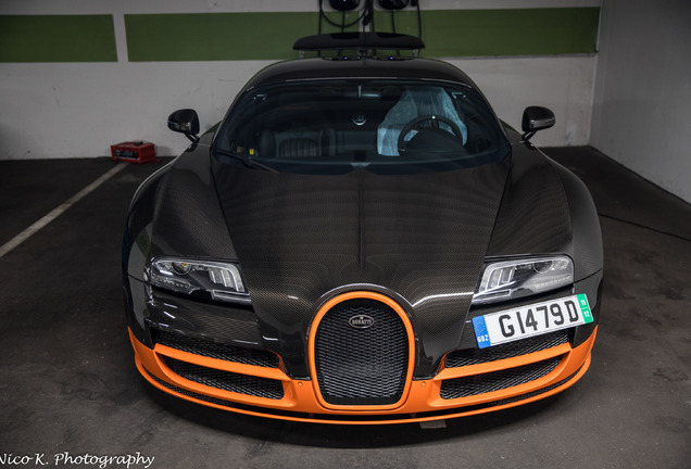 Bugatti Veyron 16.4 Super Sport L'Edition Spéciale Record du Monde