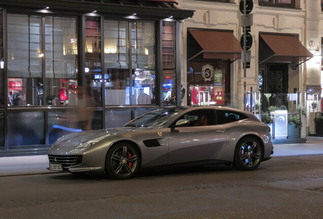 Ferrari GTC4Lusso