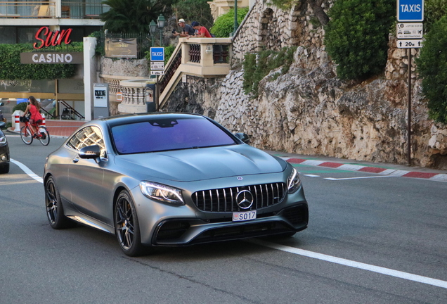 Mercedes-AMG S 63 Coupé C217 2018 Yellow Night Edition