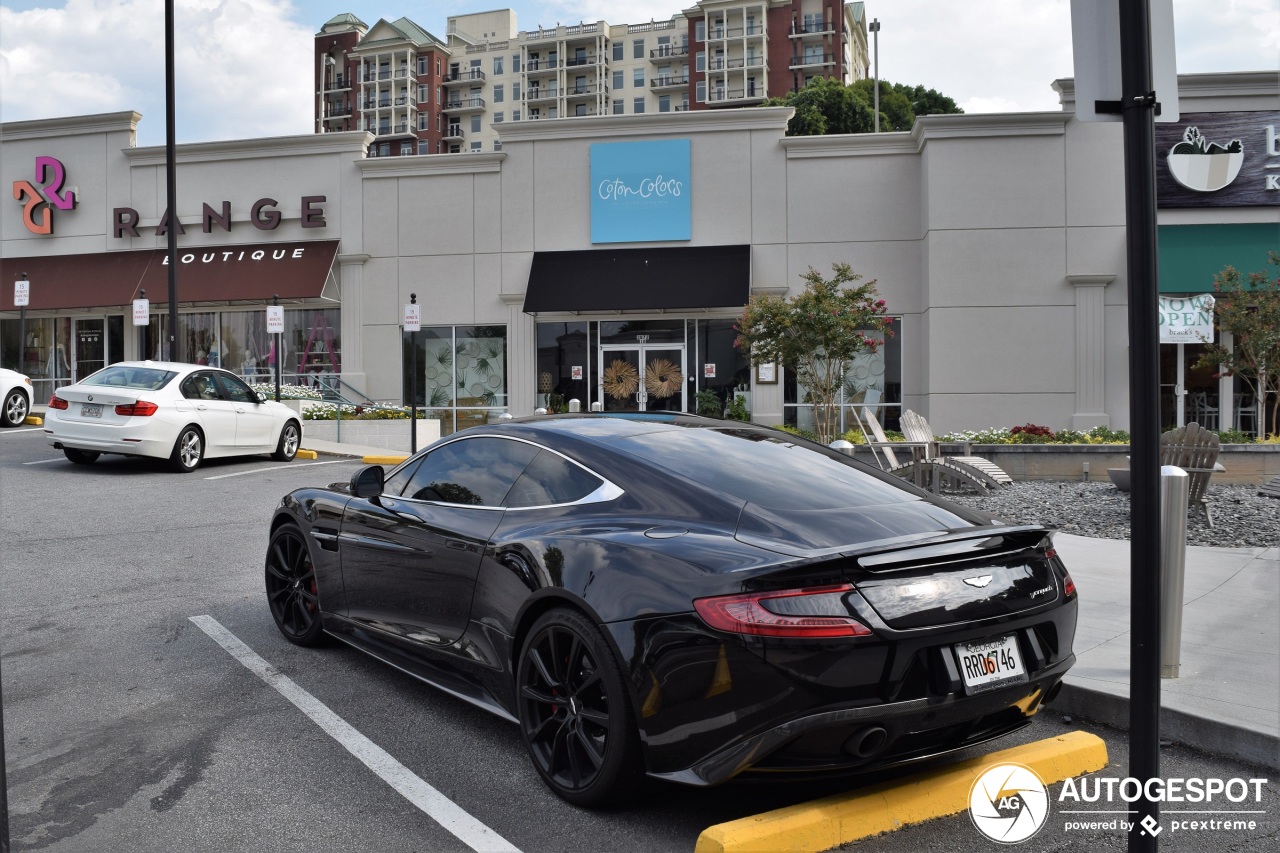 Aston Martin Vanquish 2013