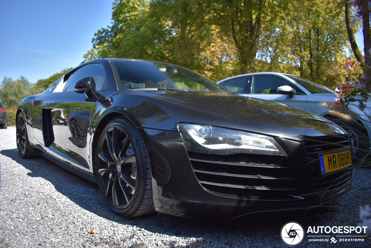 Audi R8